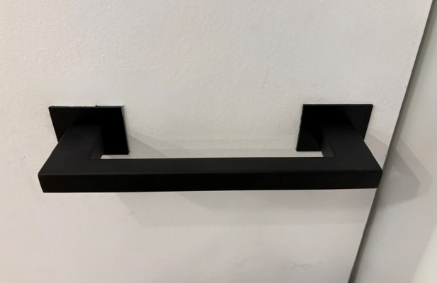 TOALHEIRO SIMPLES 200MM MANNA INOX PRETO